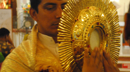 Encountering Christ in the Sacraments Encountering Christ in the Sacraments