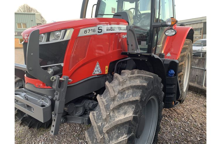 Massey Ferguson 6716s Medland Sanders And Twose Ltd Mst 9831